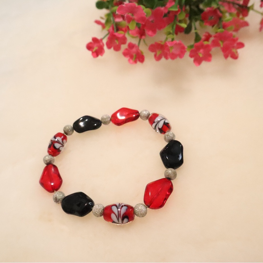 Murano Red and Black Artistic Bracelet